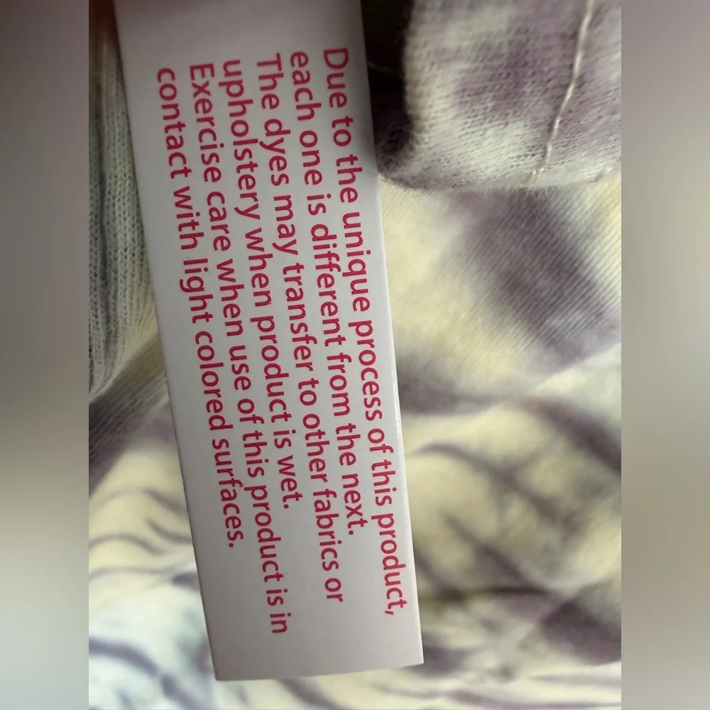 NEW! Cobra Kai Graphic Tie-Dye Tee in Pale Yellow & Gray Size 3X - Picture 10 of 11